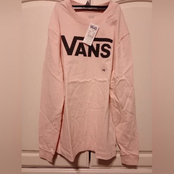 NWT VANS XS FLYING V POWDER PINK SHIRT OFF THE WALL - Picture 1 of 8